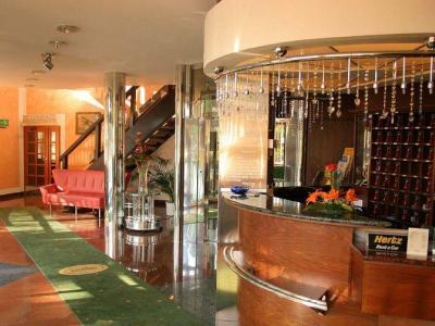 Hotel Eroplan Рожнов-под-Радгоштєм Екстер'єр фото